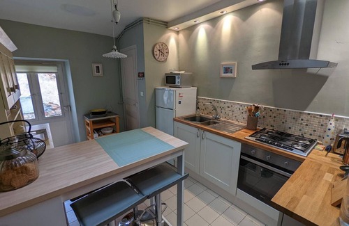 Charente Limousine Cabaña | Acogedor chalet en Abzac: 3 hab, jardín privado, cerca de Confolens