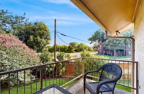Park Central Condominio | Cozy warm Condo 10min from Downtown