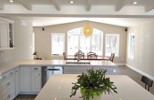 Plympton-Wyoming Casa | Cozy Waterfront Cottage on Lake Huron's Blue Coast