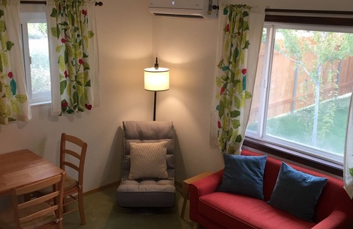 Bishop Casa | Cozy West Bishop Duplex, Short Stroll to Downtown