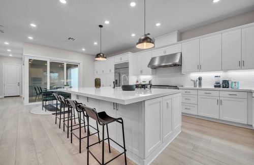 Stevenson Ranch Casa | Cozy Wfh 5B Retreat｜ Garage Available｜Flex Stays｜Newly Renovated #42321