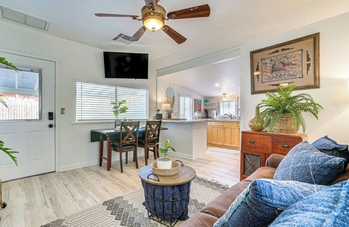 Collins Casa | Cozy Wickenburg Abode: Explore the Wild West!
