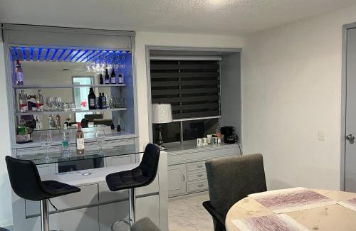 Emilio Portes Gil Casa | Cozy Wine Pedregal