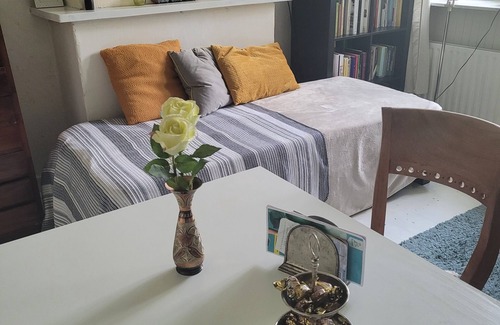 Carnisse Apartamento | Cozy writer's cottage near Ahoy