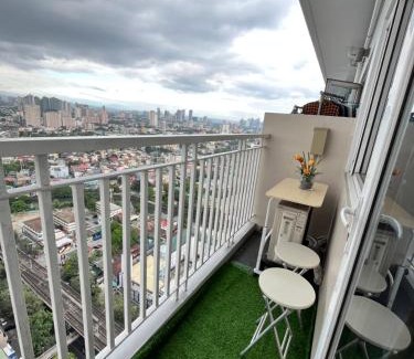 Luzon Apartamento | Cozy1BR condo in Mezza 2 Qc with wifi and netflix