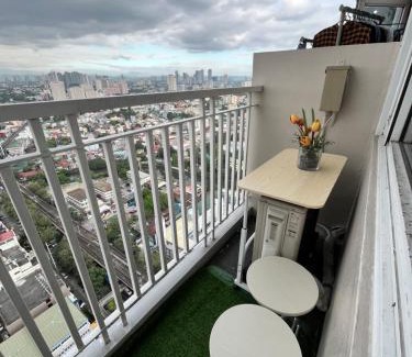 Luzon Apartamento | Cozy1BR condo in Mezza 2 Qc with wifi and netflix