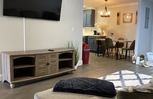 Lexington Condominio | Cozy1King1Queen1.5bth2min Frm UpTown
