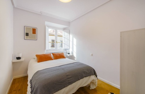 Avila Apartamento | Cozyapt1min to Avila's Alcazar 🚶3 min to Downtown 🚶1h Madrid,segovia 🚍🚝🚗