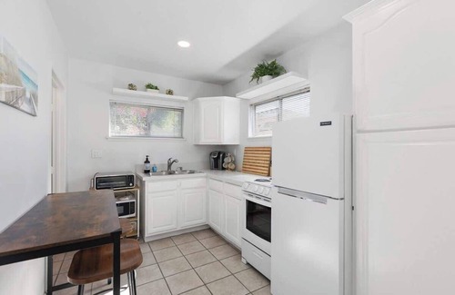 Bay Park Casa | CozyCondo/QuietSummerEscapew/PrivateYard
