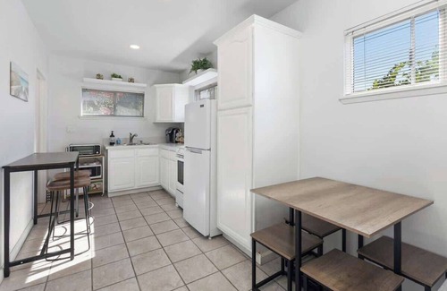 Bay Park Casa | CozyCondo/QuietSummerEscapew/PrivateYard