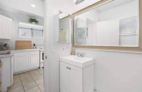 Bay Park Casa | CozyCondo/QuietSummerEscapew/PrivateYard