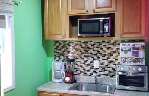 Queens Casa | Cozydelightful Near UBS ARENA