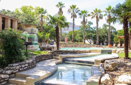 Barton Hills Apartamento | Cozysuites 1BR Apartment Skyline Barton Creek 288