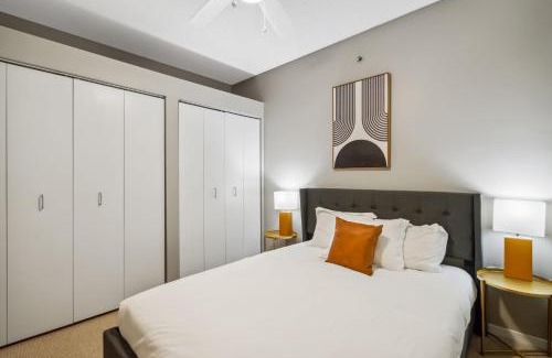 Mill District Apartamento | CozySuites 2BR Mill District with pool, gym # 01
