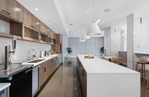 Cole-Noble District Apartamento | CozySuites at East Washington
