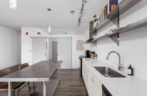 Downtown Indianapolis Apartamento | CozySuites I Trendy 1BR, Bottleworks Indy #1