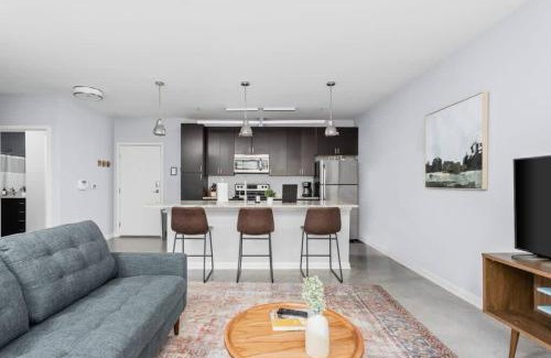 Cole-Noble District Apartamento | CozySuites l Dream 1BR, Monument Circle, Indy