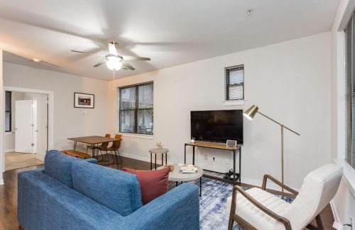 Music Row Apartamento | CozySuites Music Row Spacious 1BR with free parking 30