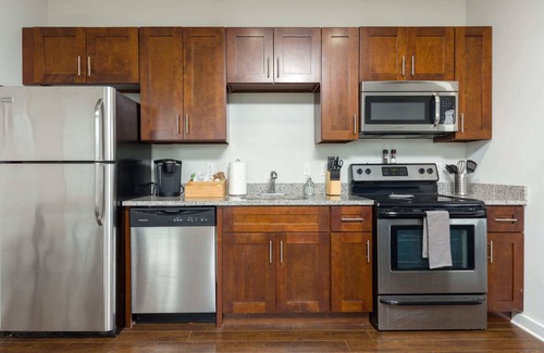 Hillsboro Village Apartamento | CozySuites | Music Row Charming 2BR w/ parking 40