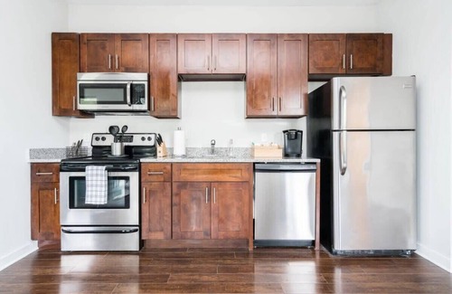 Music Row Apartamento | CozySuites Music Row Stunning 2BR with free parking 05