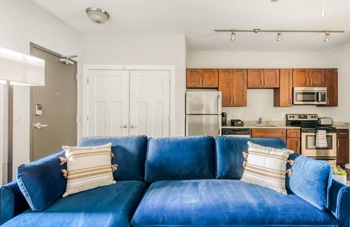 Music Row Apartamento | CozySuites MusicRow Classy 1BR with free parking! 61