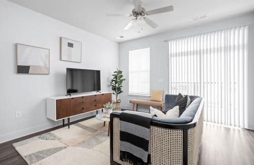 Indianapolis Apartamento | CozySuites Nora 2BR next to Whole Foods