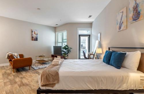 Mile Square Apartamento | CozySuites - Penrose On Mass with pool and parking#10