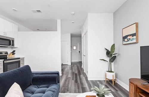 Cole-Noble District Apartamento | CozySuites Studio Near Whole Foods