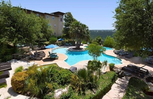 McNeil Apartamento | Cozysuites Stunning 1BR Condo in Mountain Resort #2103