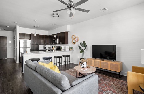 Indianapolis Apartamento | Cozysuites Stylish 4BR the heart of Nora