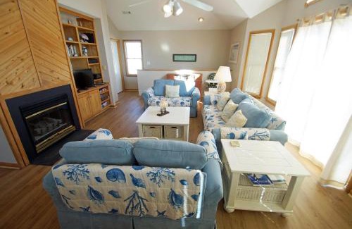 Corolla Casa | CP760 - Shell Seekers