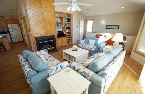 Corolla Casa | CP760 - Shell Seekers