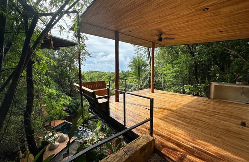 Playa Hermosa Cobano Casa | Un tesoro arquitectónico en el corazón de Hermosa