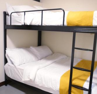Pasay Apartamento | Cr8tive HOMES-Transient Stays Legend Condominiums