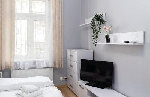 Piasek Południe Apartamento | Cracow Old Town Apartment by BookingHost