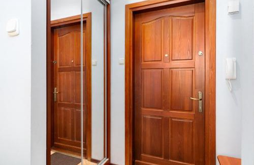 Piasek Południe Apartamento | Cracow Old Town Apartment by BookingHost