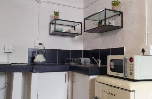 Downtown Johannesburg Apartamento | Craftsmen's ship Maboneng, Apartment
