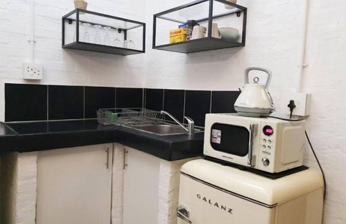 Downtown Johannesburg Apartamento | Craftsmen's ship Maboneng, Apartment