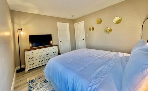 North Las Vegas Casa | Craig Ranch HomeShare Retreat
