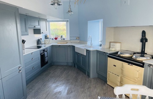Amlwch Cabaña | CRAIG Y WYLAN, family friendly, character holiday cottage in Amlwch