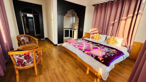 Shimla Casa | Craignano Homestay & Family suite rooms