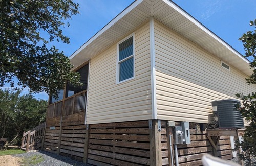 Carova Beach Cabaña | Crash Pad in Carova Beach, NC is the perfect place for your next beach vacation.