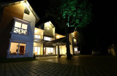 Chithirapuram Casa | Crayons Guest House Munnar