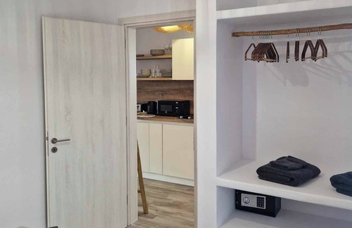Kastraki Apartamento | Crea, Bright Beach Apartment