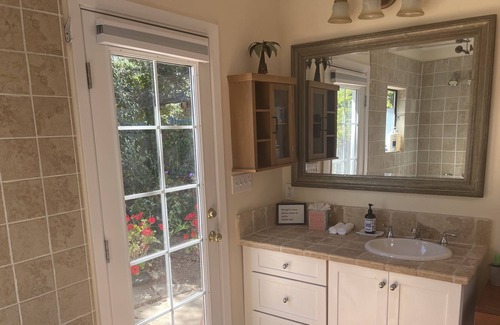 Point Reyes Station Cabaña | Creamery Cottage - Walk to Downtown Point Reyes