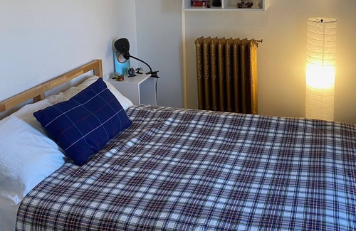 Kincardine Casa | Creative Retreat & Walk to the Beach!