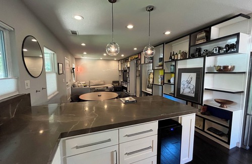 Modesto Casa | Creative Sanctuary in best neighborhood in Modesto