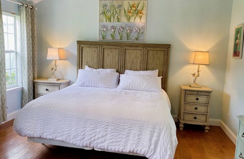Ogden Casa | Creek Haven Hideaway! 5-acre creekside yard, mins to the beach with gameroom