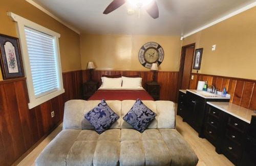 Big Bear Lake Cama Y Desayuno | Creek Runner's Lodge