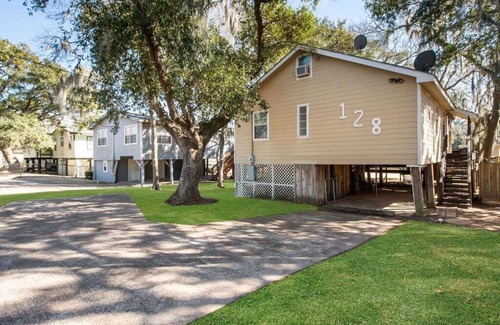 Cedar Lane Casa | Creekfront Cottage w/ Boat Lift & Pier